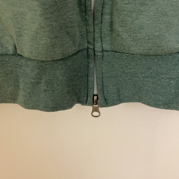 🌸 Women’s green sleeveless hooded sweater vest with pockets size S - Picture 5 of 5